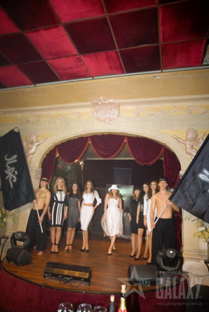 М′Раут 2009