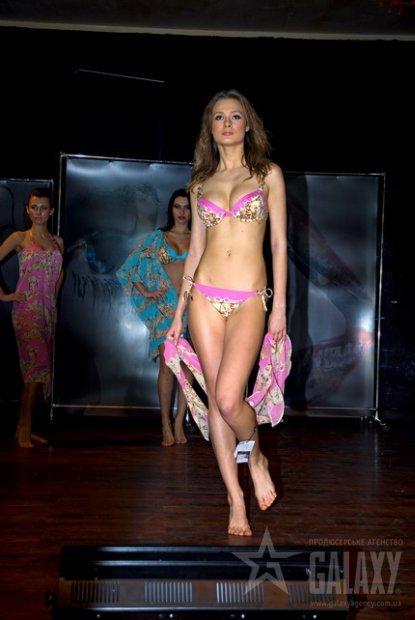 М′Раут 2009